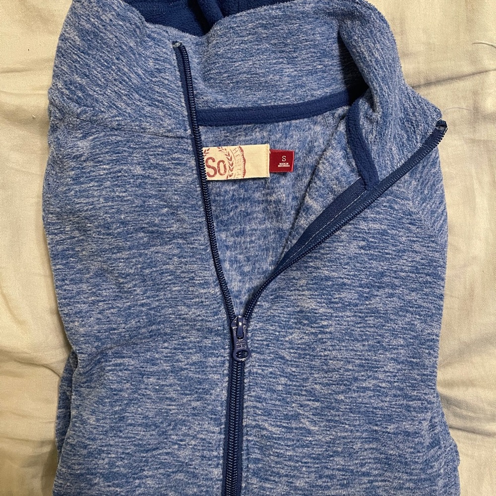 Half zip pull over - Picture 2 of 2